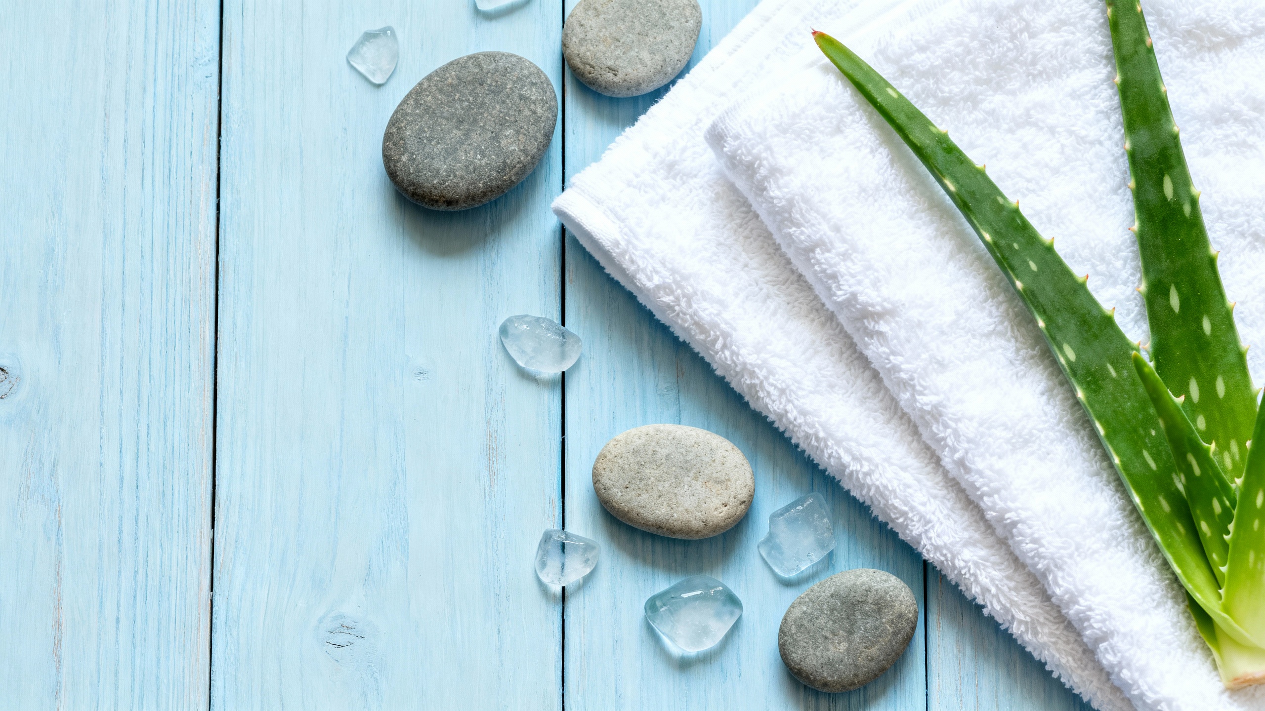 Featured image for Soothe and Heal: Effective Sunburn Relief for Shoulders